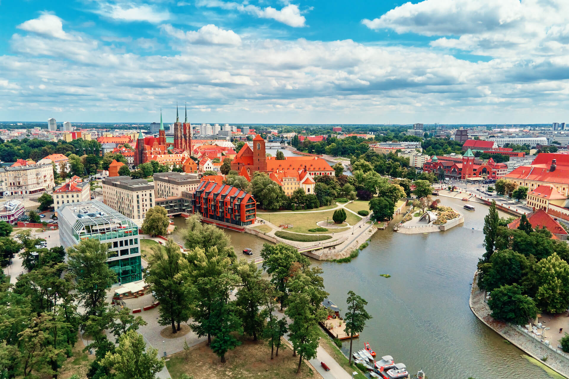 wroclaw-city-panorama-old-town-wroclaw-aerial-view